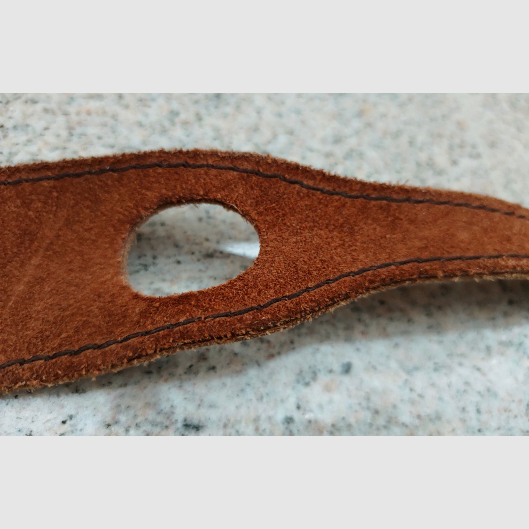 Sangle de fusil en cuir de buffle