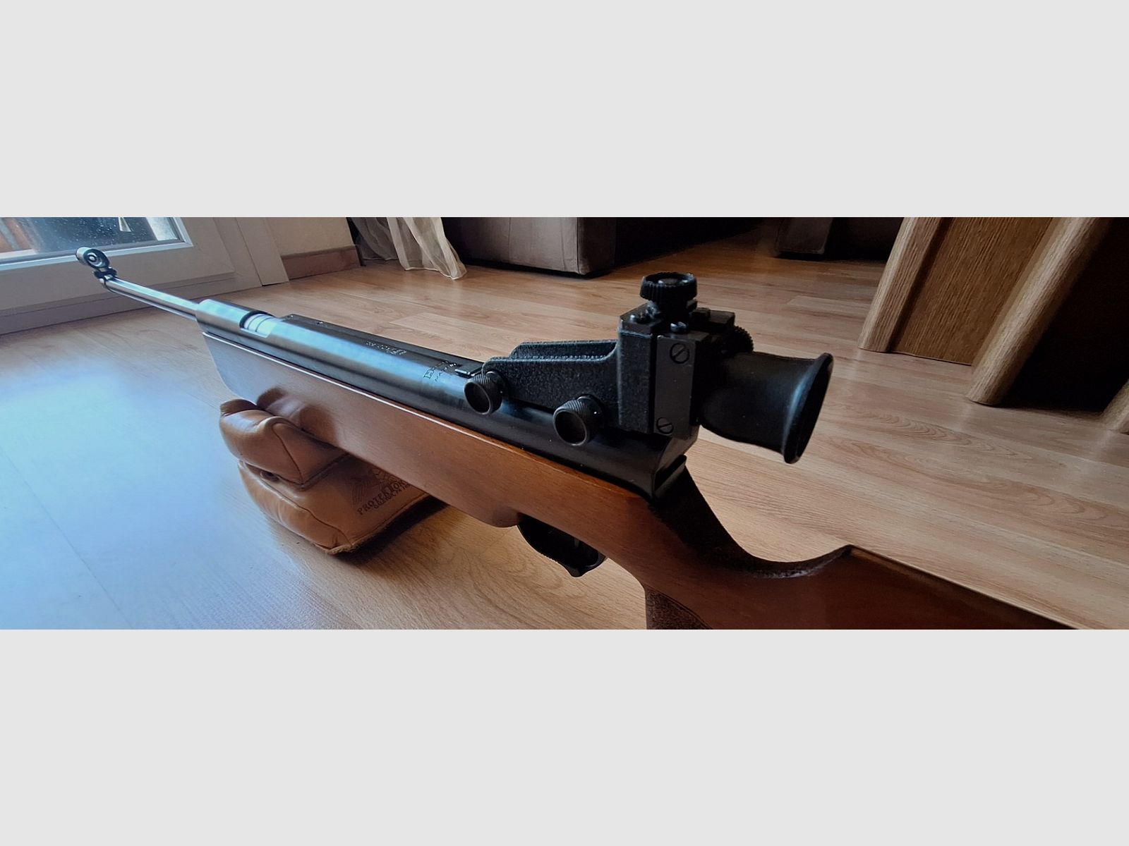 Haenel 312-1 Match-Luftgewehr Seitenspanner