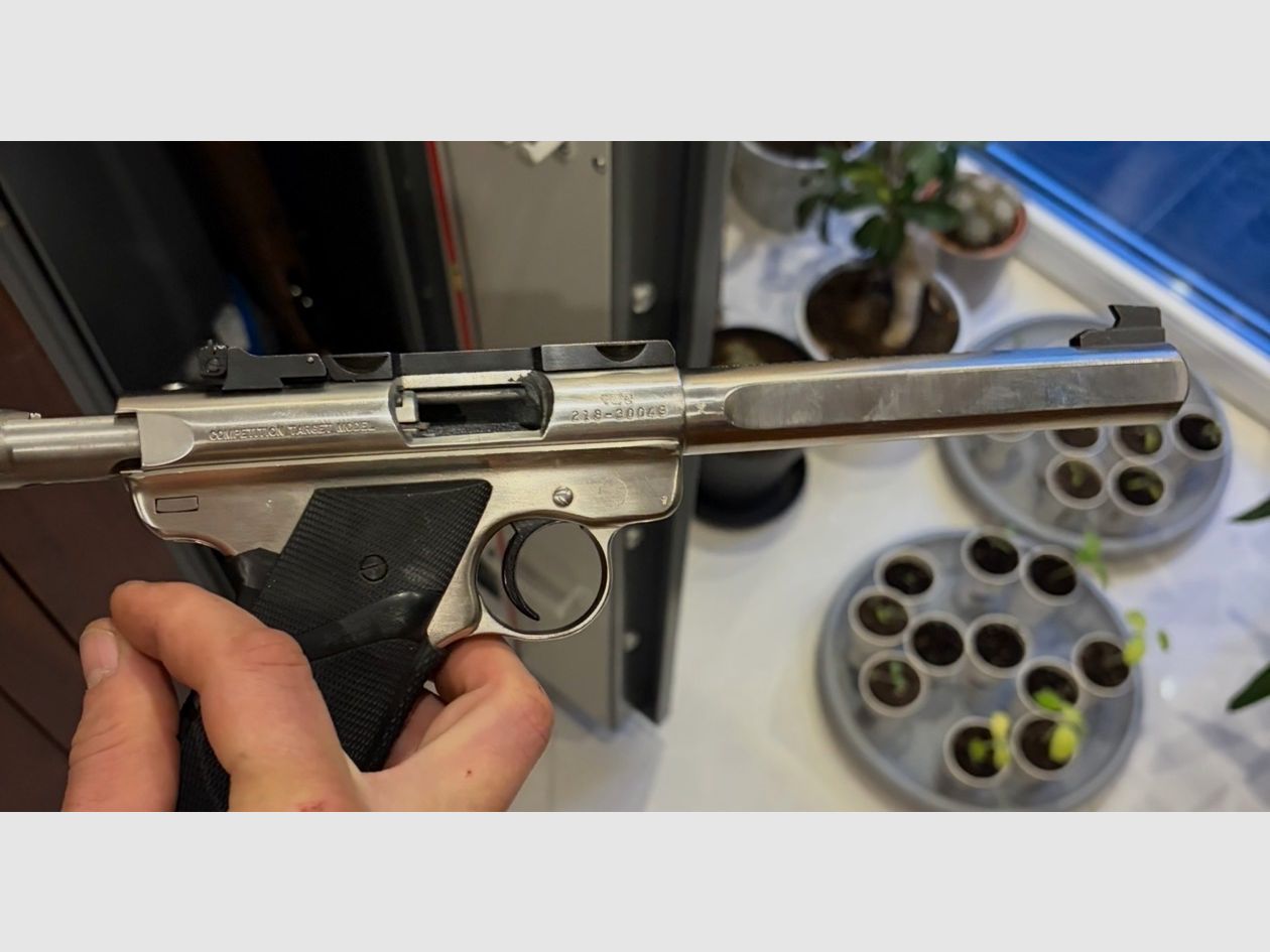 Ruger Target Mark II z lunetą