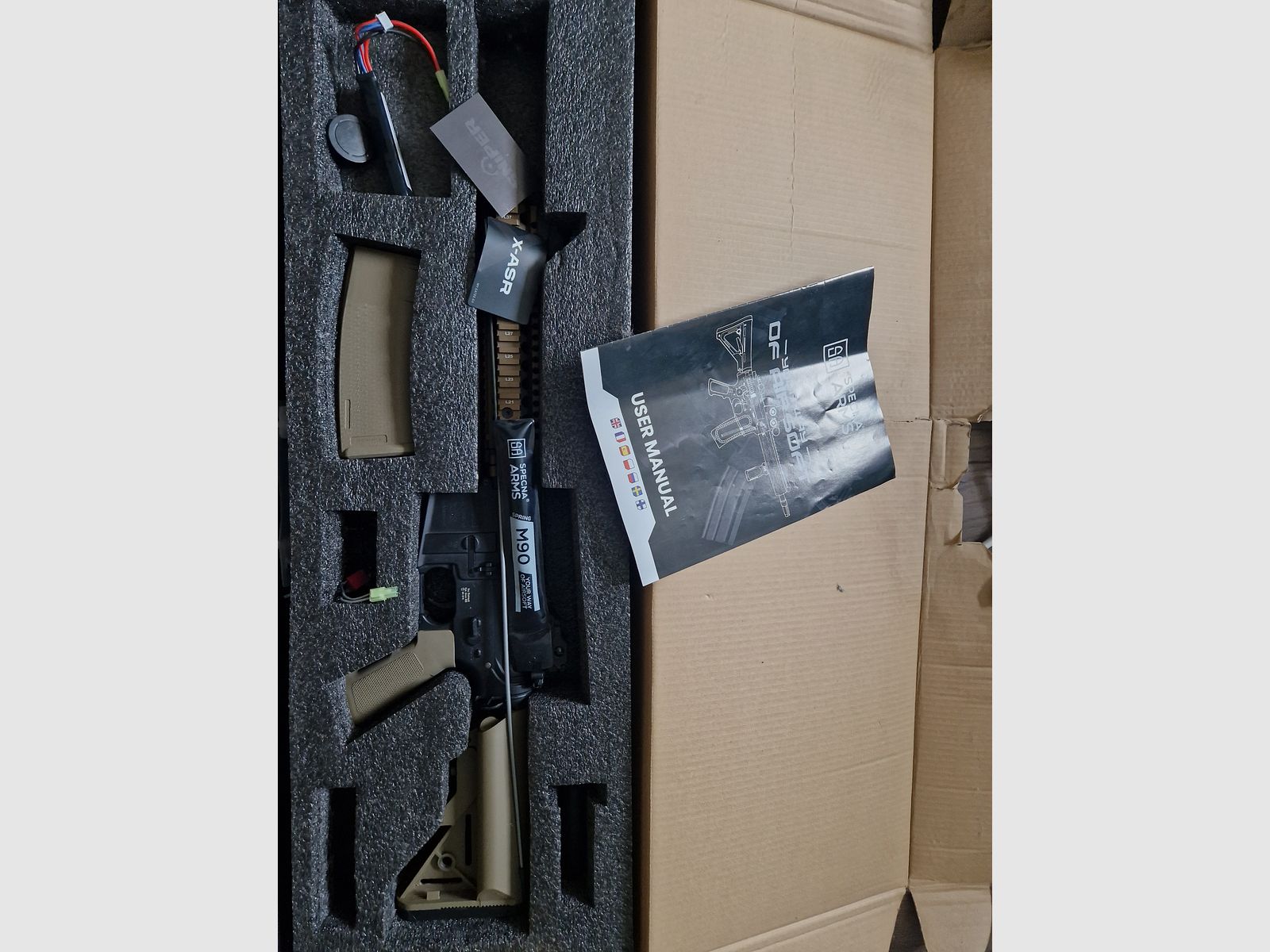 Daniel defense Mk18 Specna Arms SA-C19 AEG 1.5 Joule con batería