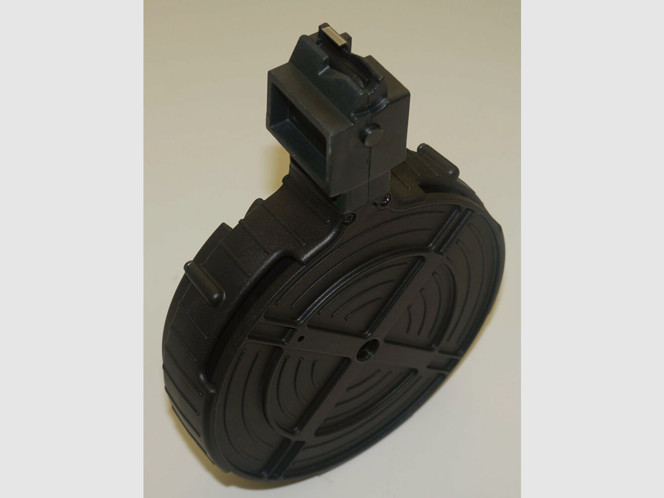 Duitse Sportwapens 110-schots trommelmagazijn Rotary-magazijn voor Ruger 10/22 kaliber .22lr. Trommel-magazijn