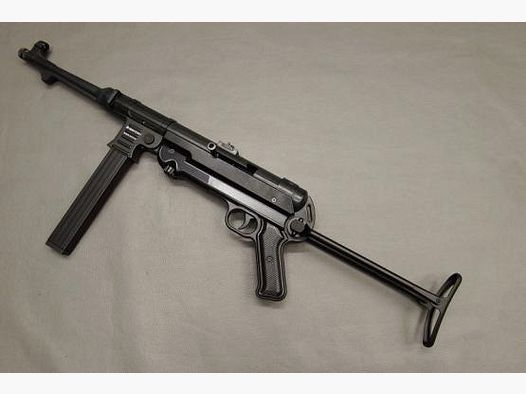 Klein kaliber semi-automatisch geweer GSG MP40 kaliber .22 l.r.