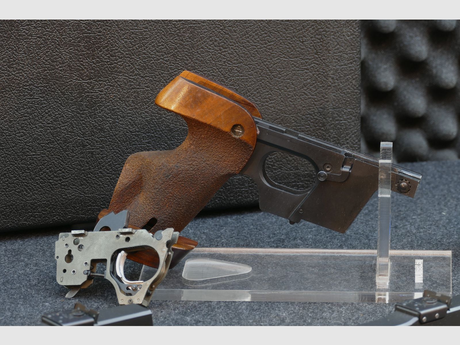 Walther GSP – ( .32 S&W Long / calibre intercambiable .22 LR ), set completo, maletín, sistema intercambiable - servicio realizado
