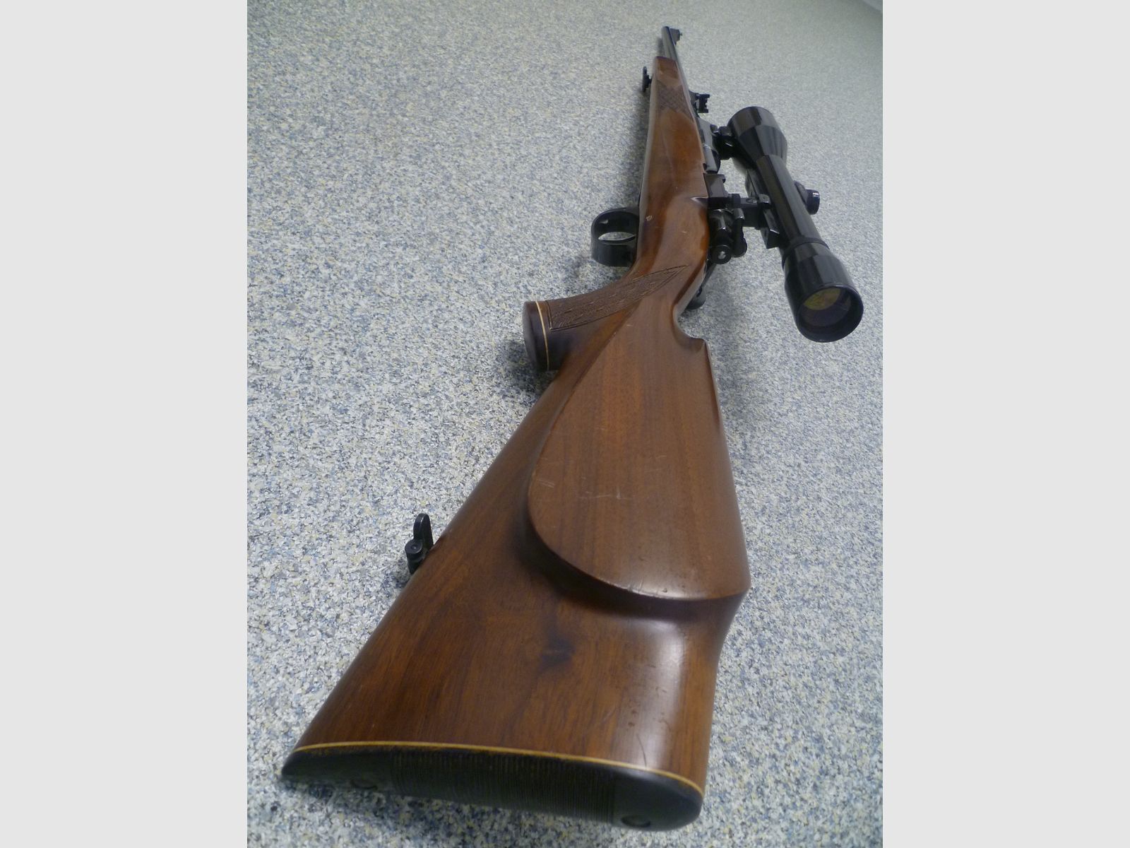 Rifle repetidora Frankonia Favorit .243 Win.