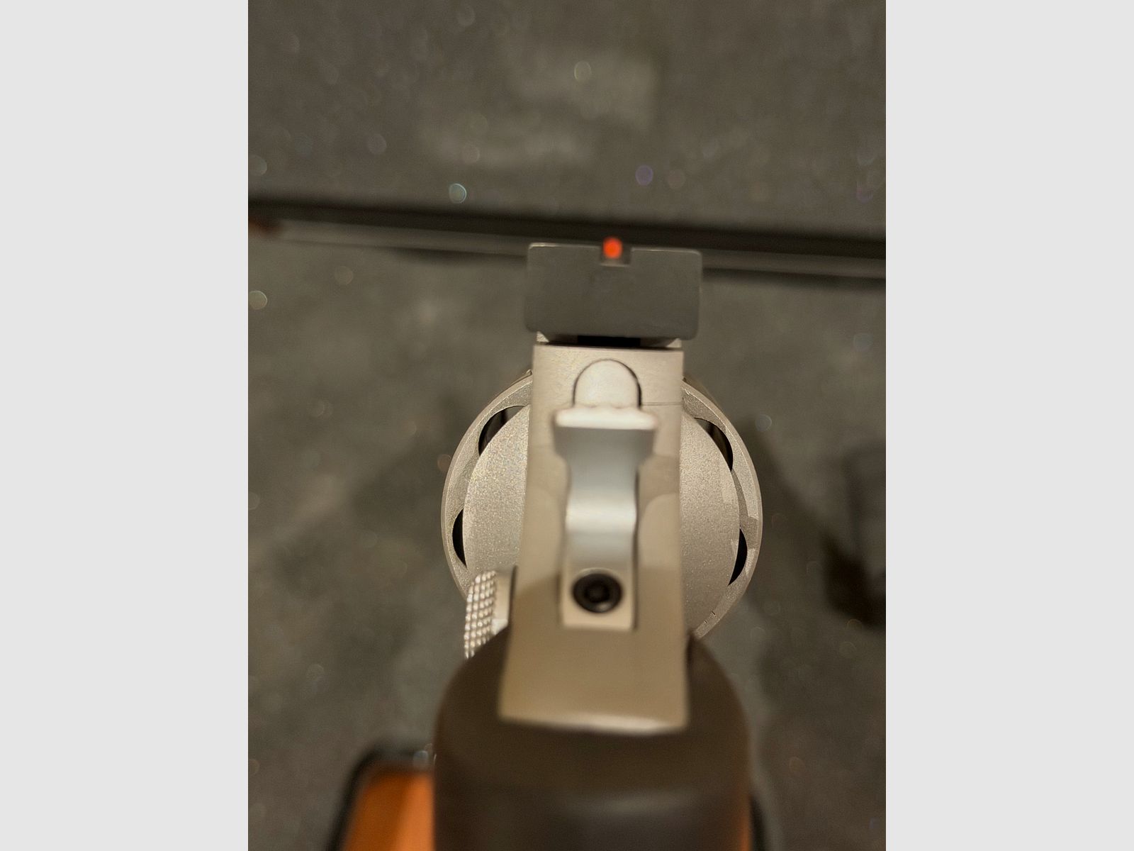 TAURUS TRACKER 627 4“ m. Komp. nuevo - no disparado con accesorios