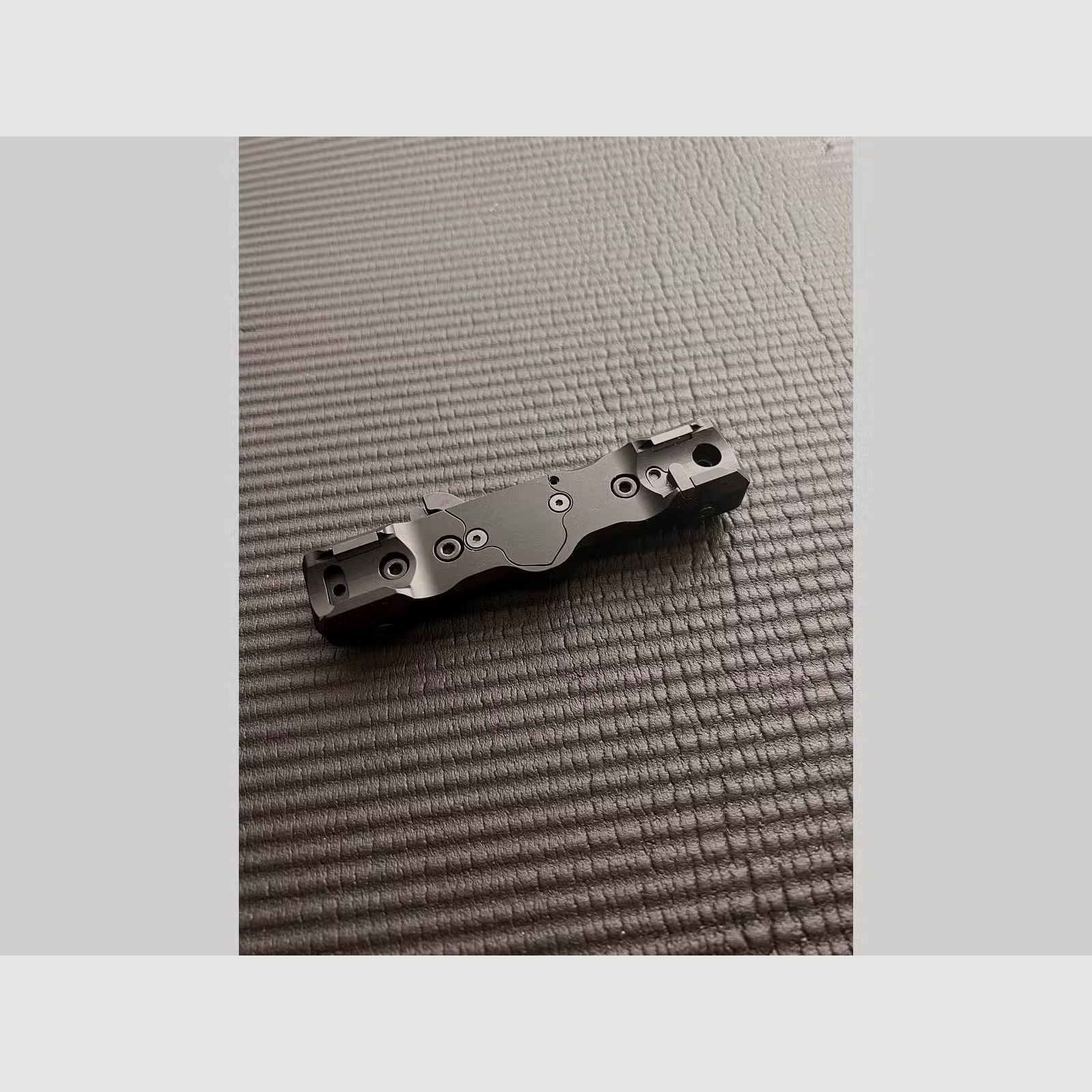 Henneberger HMS Swift Schnellspannmontage für Sauer 404 Swarovski Rail 
