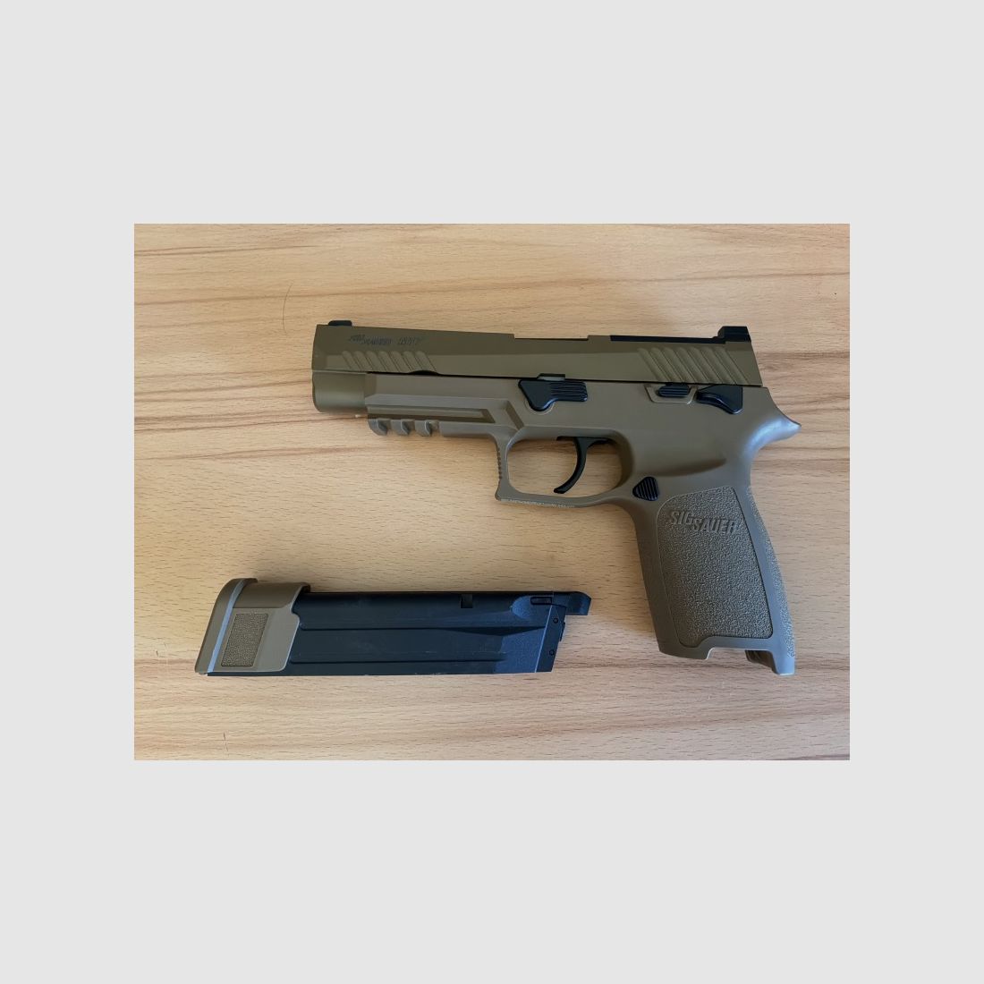 Sig Sauer ProForce P320 M17 CO2 BB-F-6mm tan