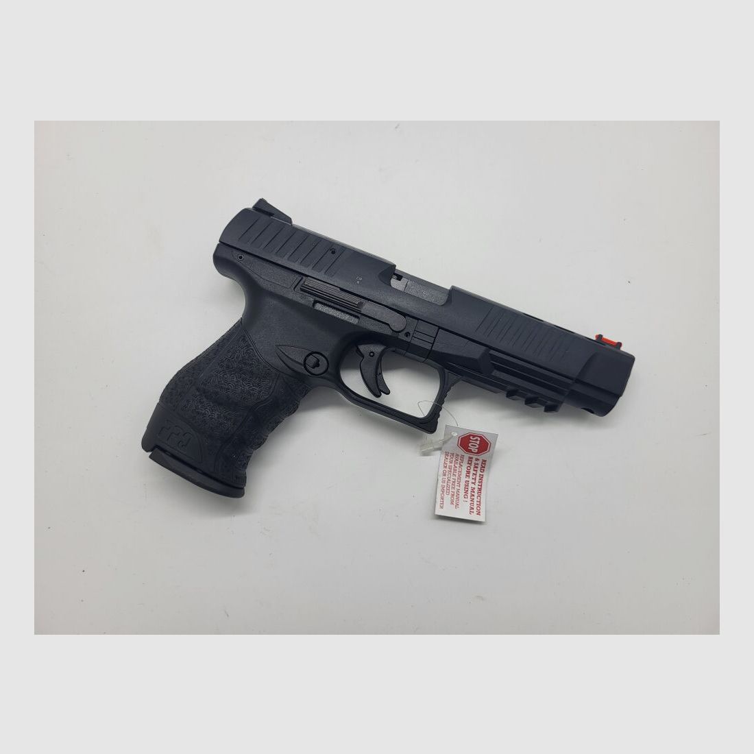 Walther PPQ M2, zdjęcie 2 z 2