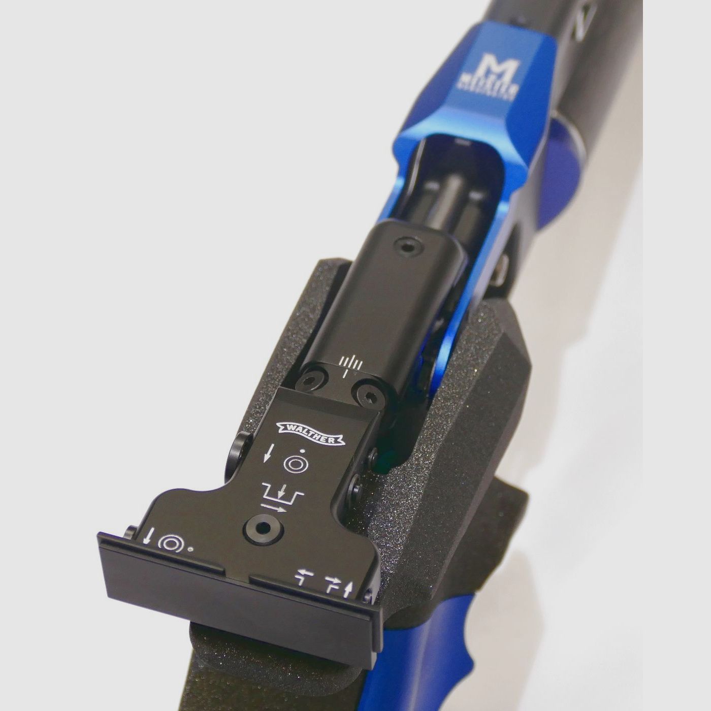 Carl-Walther LP500 Meister Walther Blau rechts Luftpistole Match