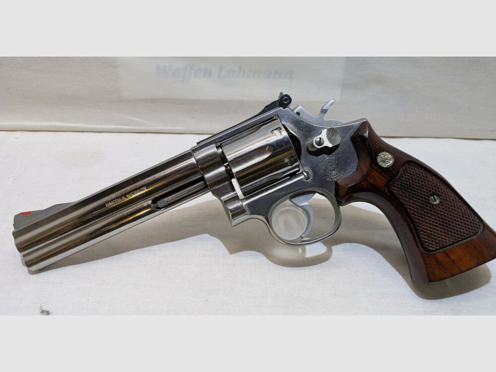 Smith & Wesson 686