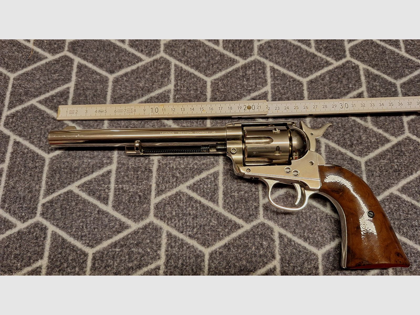 King Arms SAA .45 Peacemaker 7,5 Zoll Revolver CO2 6mm BB silber-chrome Finish