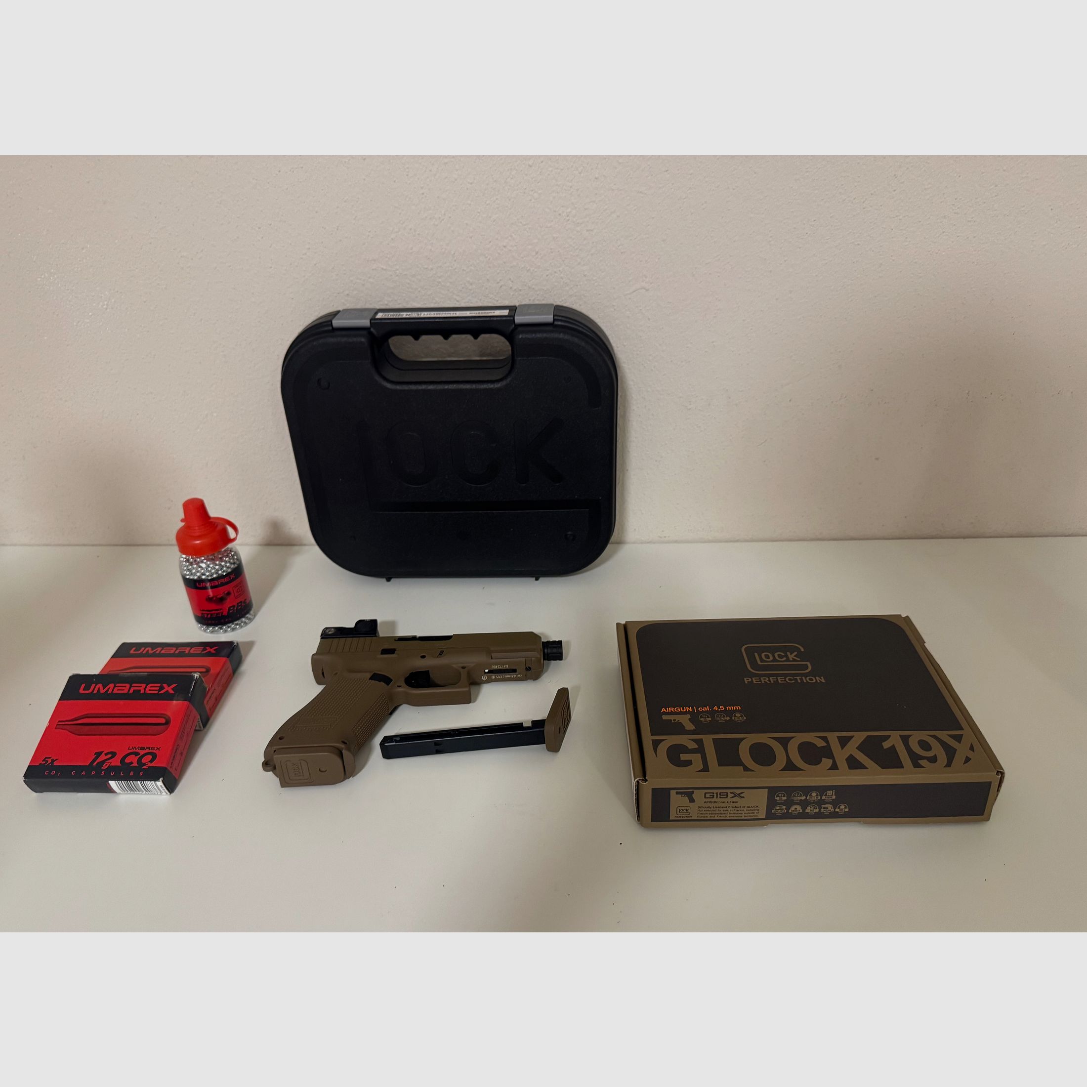 Umarex Glock 19X  Kit