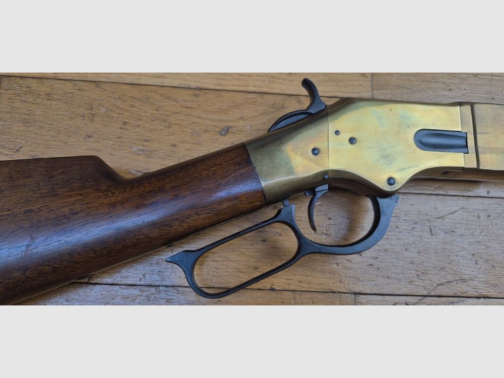 Bellissima Winchester 1866 – Modello Carabina per Navy Arms – Arma Uberti Made in Italy del 1973 – Cal. 44-40 Win – 9 colpi +1 – Eccellente stato! – Una delle migliori se non la migliore riproduzione per il mercato statunitense – TBE+ /TBE++, immagine 5 di 32