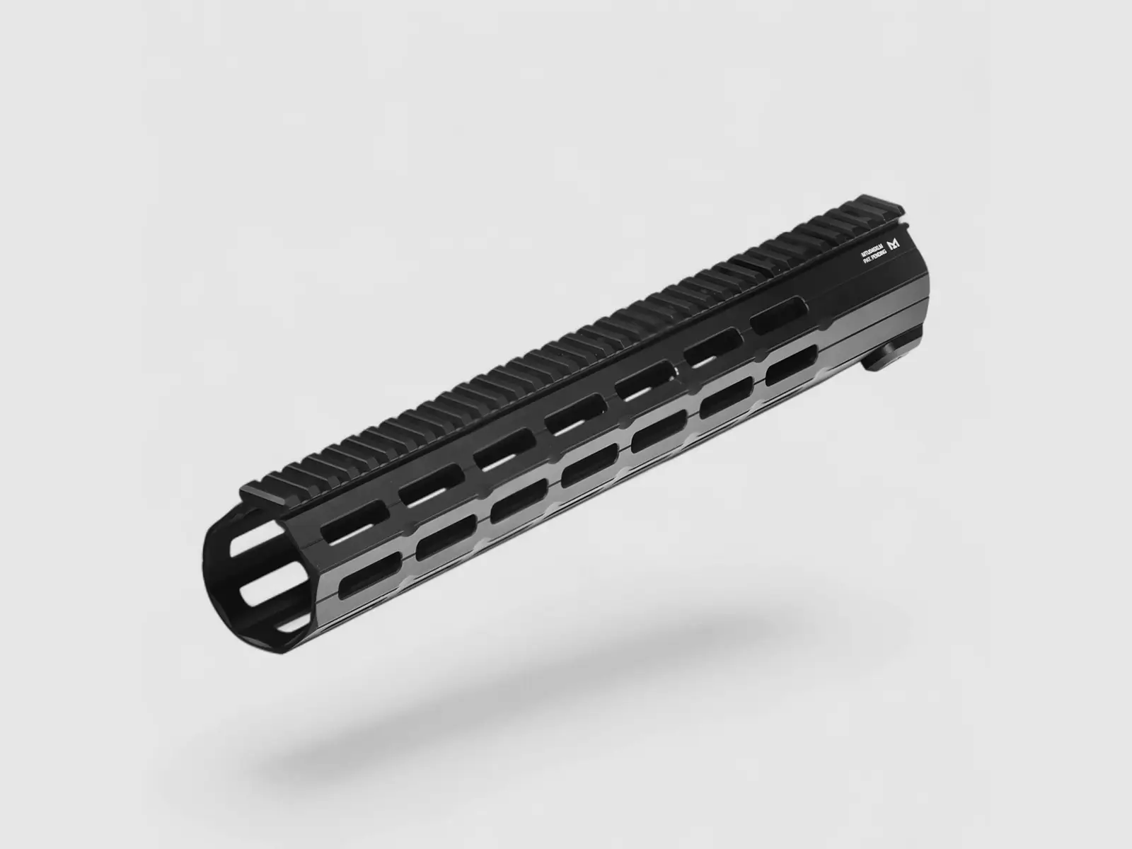 UTG PRO Super Slim SD M-LOK Free-Float-Handschutz – 14″ / 15″, Bild 1 von 3