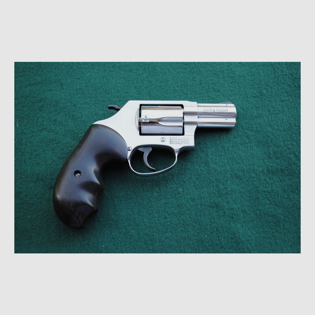 Smith & Wesson Mod. 60-14, Box, 2" LL, Combat Grip