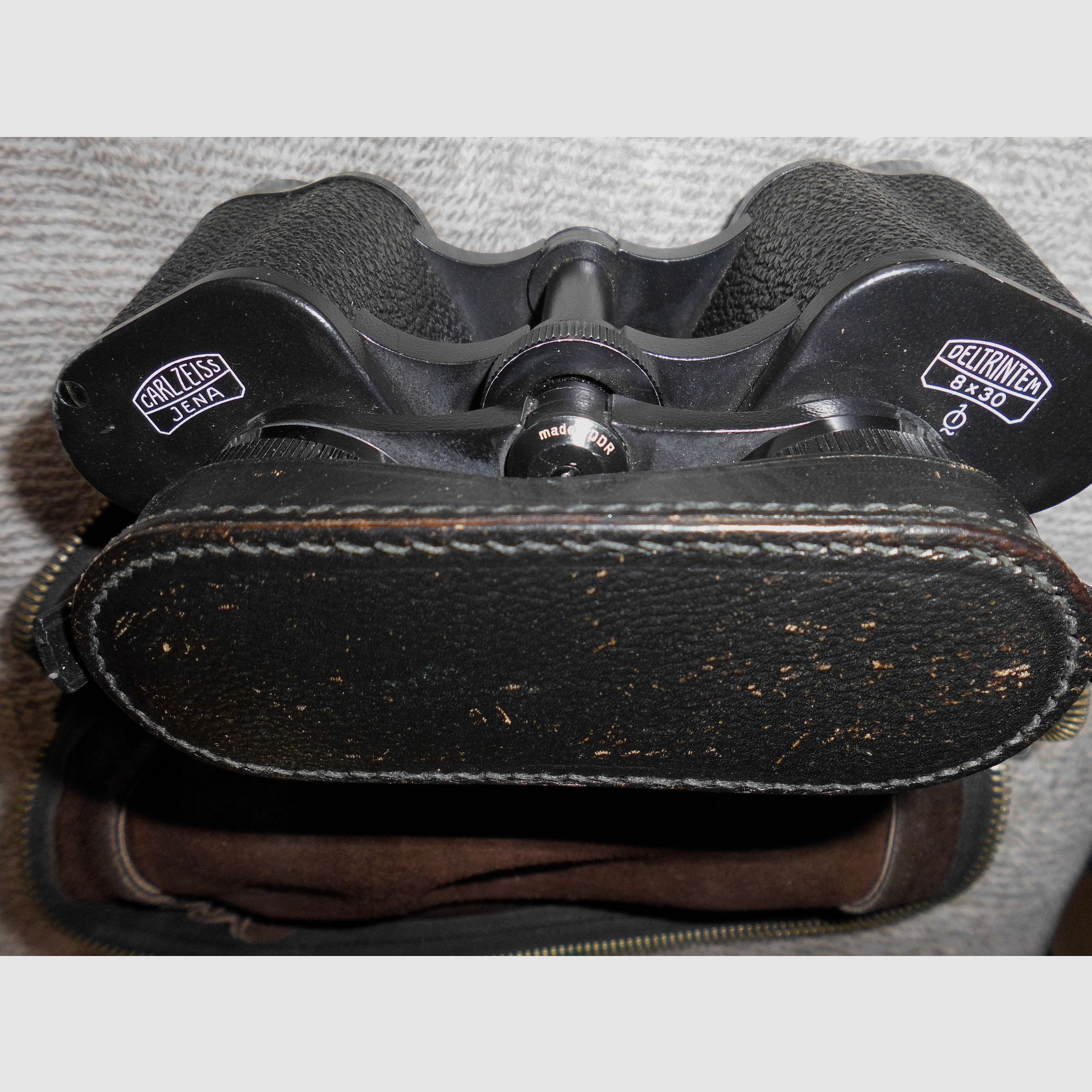 Original Carl Zeiss Jena DELTRINTEM 8x30 Q1 binoculars Made in GDR