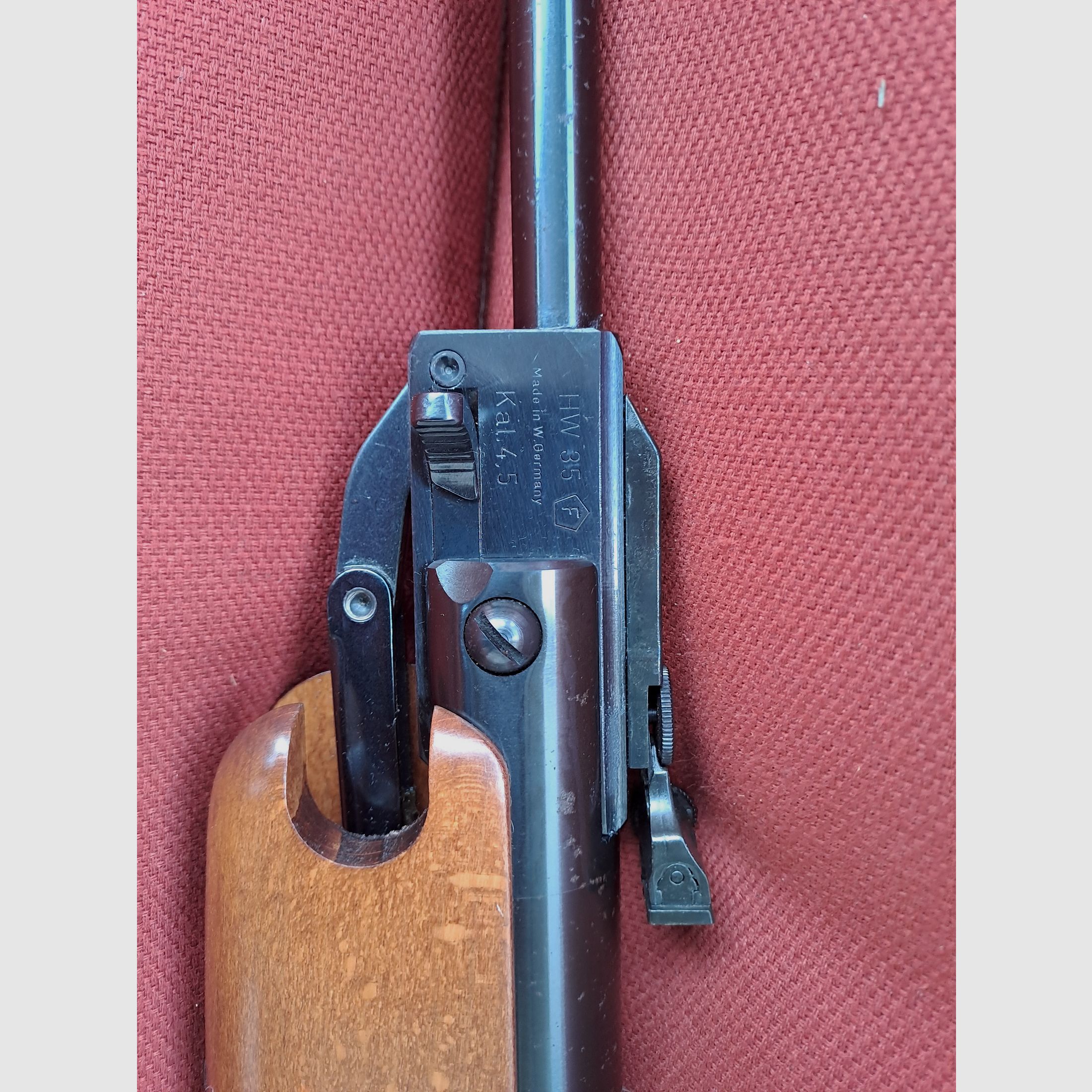 HW 35