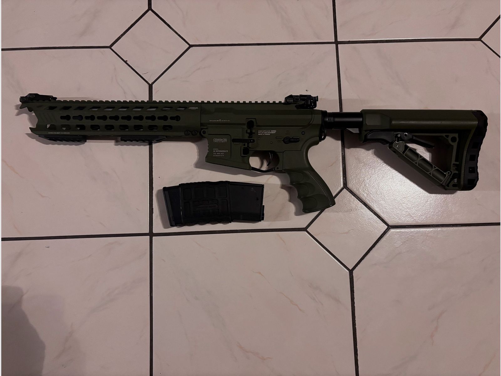 G&G GC16 Predator mit ETU in Hunter Green Airsoft S-AEG  ab 18 mit Zubehör