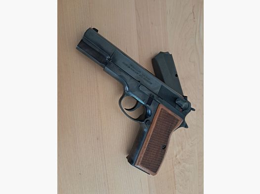 FEG  DA 90 (Baugleich mit Mauser 90 DA) 9mm Para (Luger)