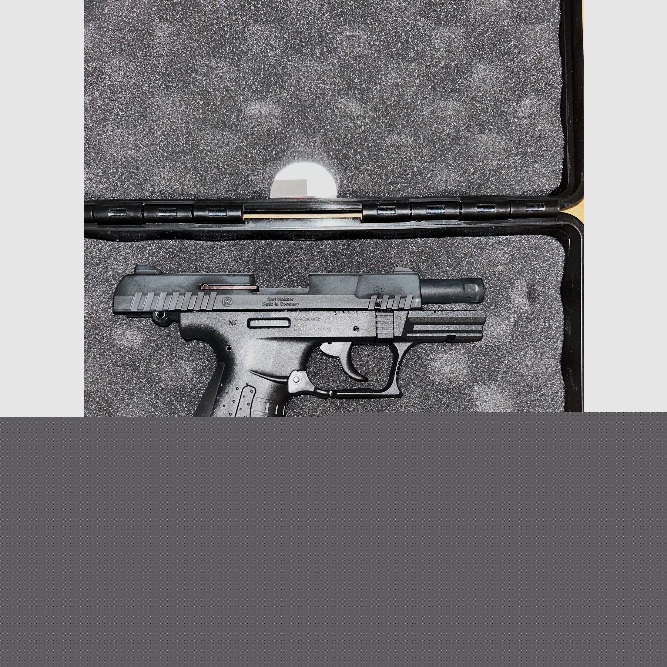 Walther P22 Ready + originales Holster