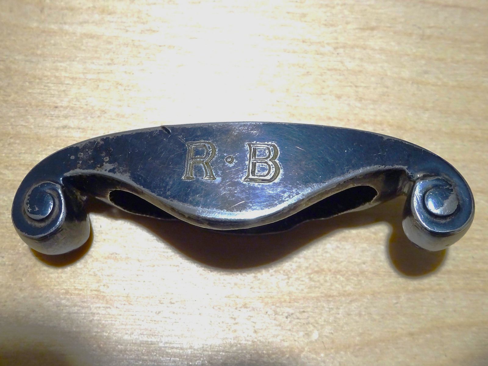 Original Parierstange für Heeres Offiziersdolch HOD der Wehrmacht, 2. WK, zu verkaufen.