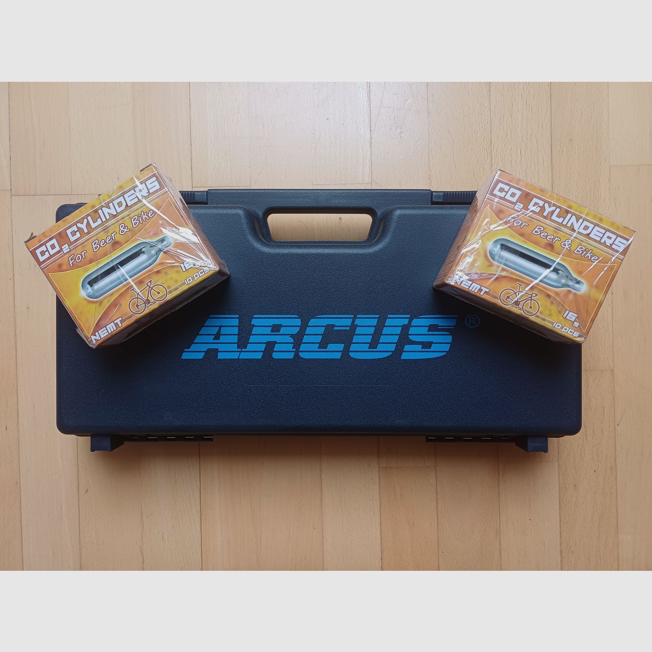 Arcus Harpoon black with extra accessories