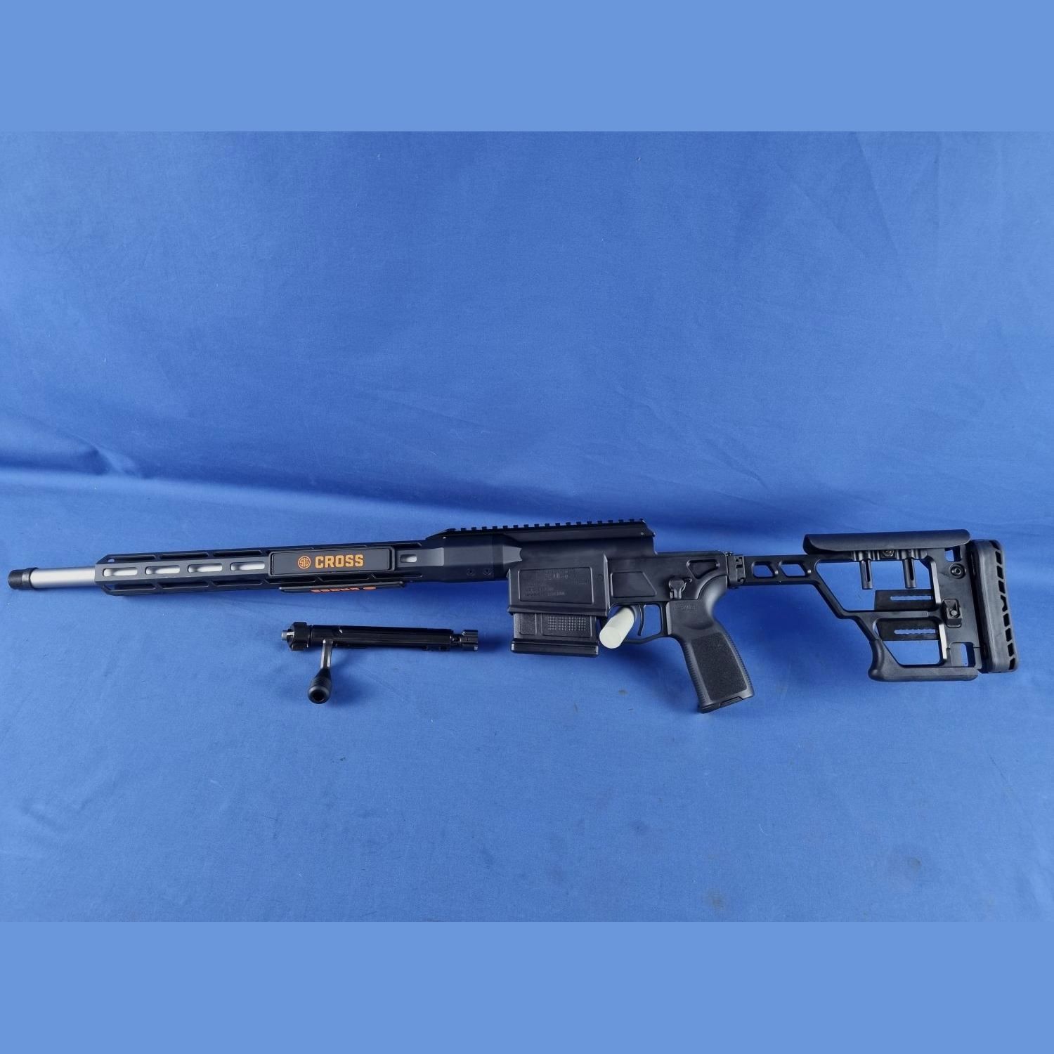Sig Sauer Cross Rifle 18″ Black avec filetage de bouche 5/8″ 24 UNEF cal: 6,5 Creedmoor, image 1 sur 3