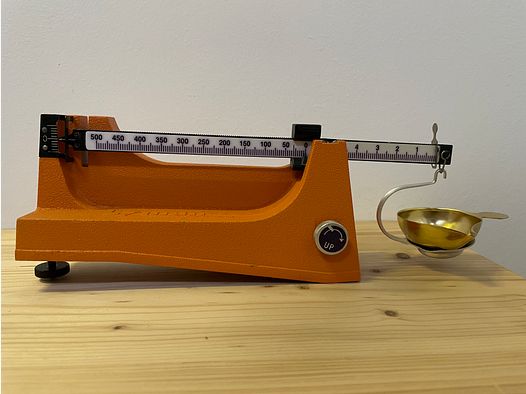 Lyman Reloading Scale + - 1/10 Grain