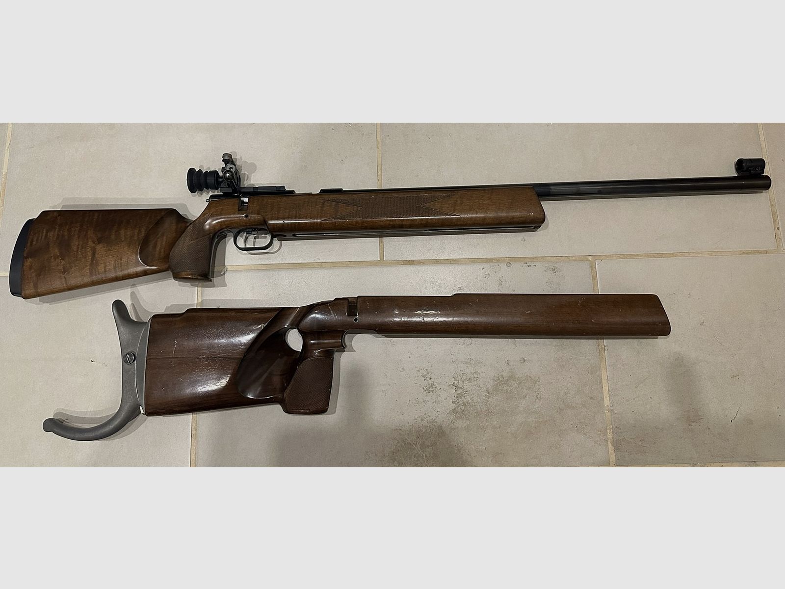Anschütz 54 KK carabine avec crosse supplémentaire