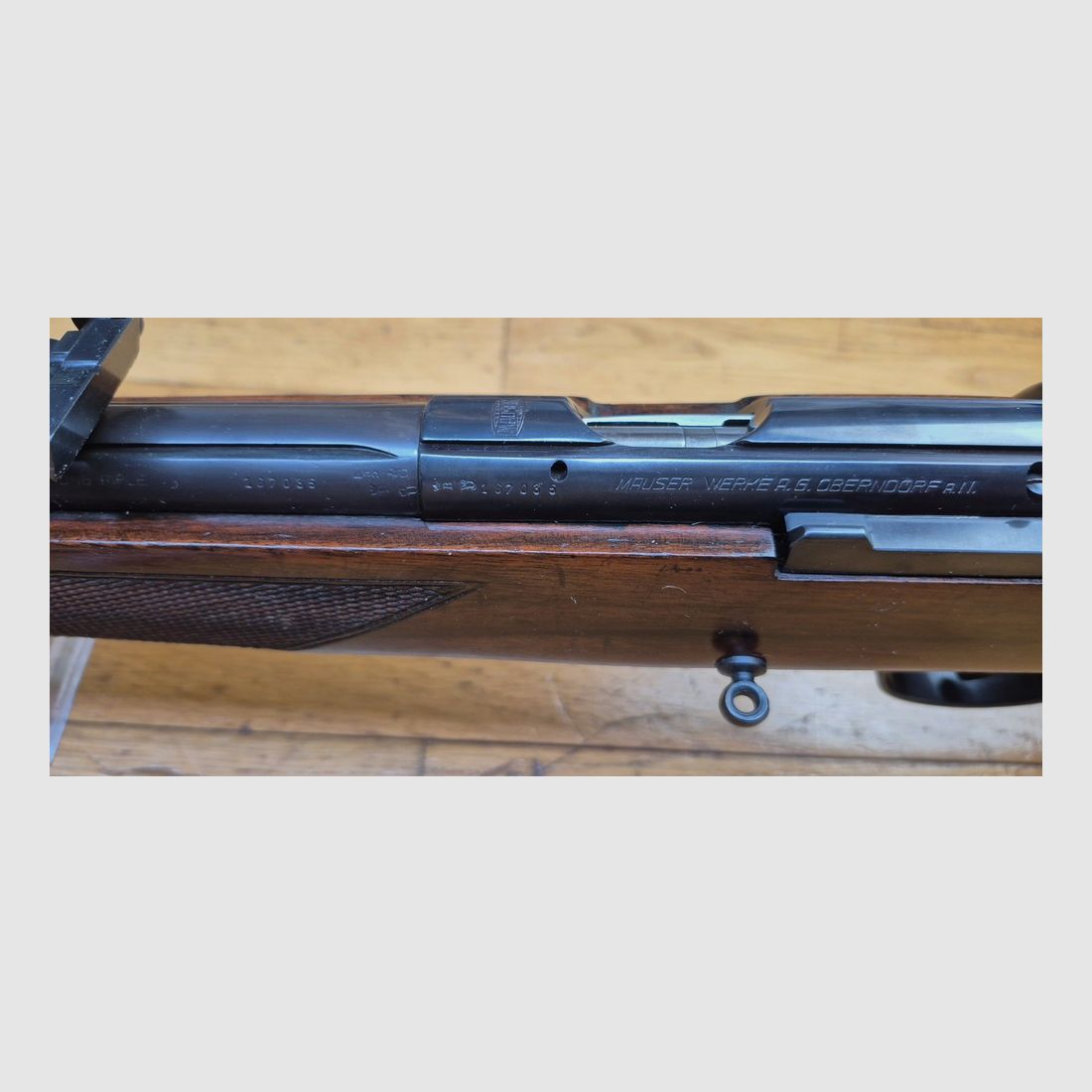 Sehr schöne Wettbewerbsbüchse Mauser ES350 B – III. Reich – Modell Meisterschaftsbüchse – 22LR – Herbstwaffe 1936 – Mono-Nummer – Premium Lauf – Original Mauser Diopter (abnehmbar) – Ausgezeichneter Zustand – TBE++, Bild 1 von 39