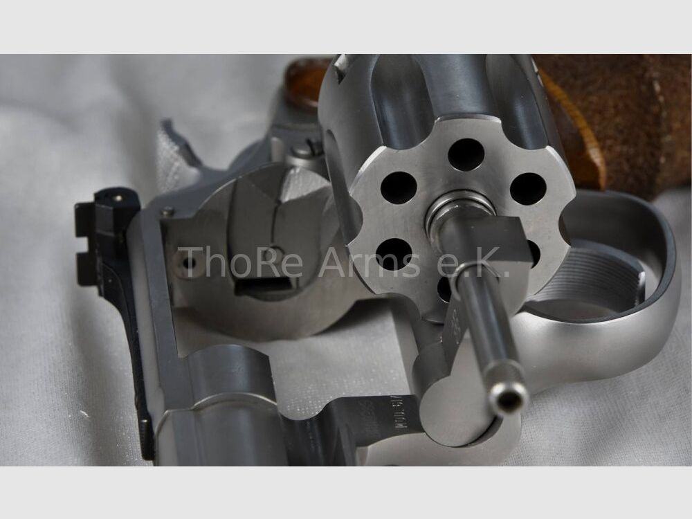 Smith & Wesson 617 Target Champion, Bild 4 von 10