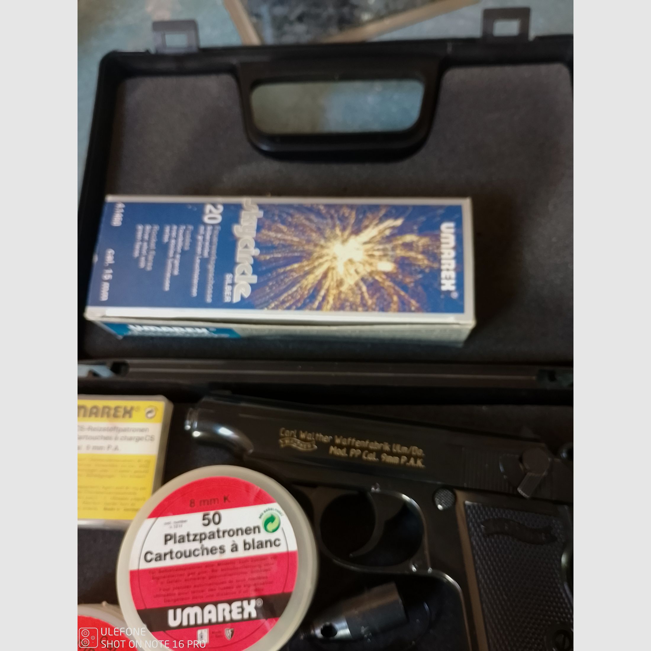 Walther P99 kal.9mm, Traangas, Flubberpatronen, Vuurwerk, Pistool