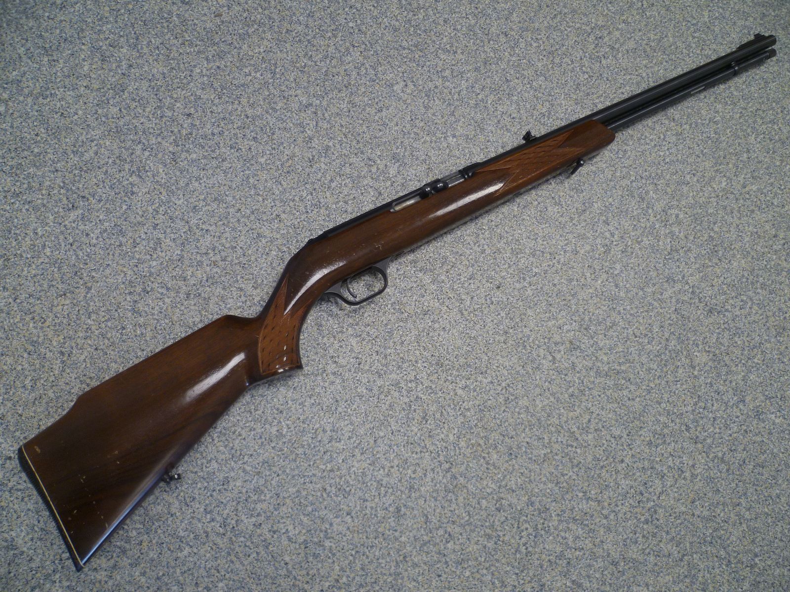 Selbsladebüchse Anschütz - Savage Modell 6P-M .22lr