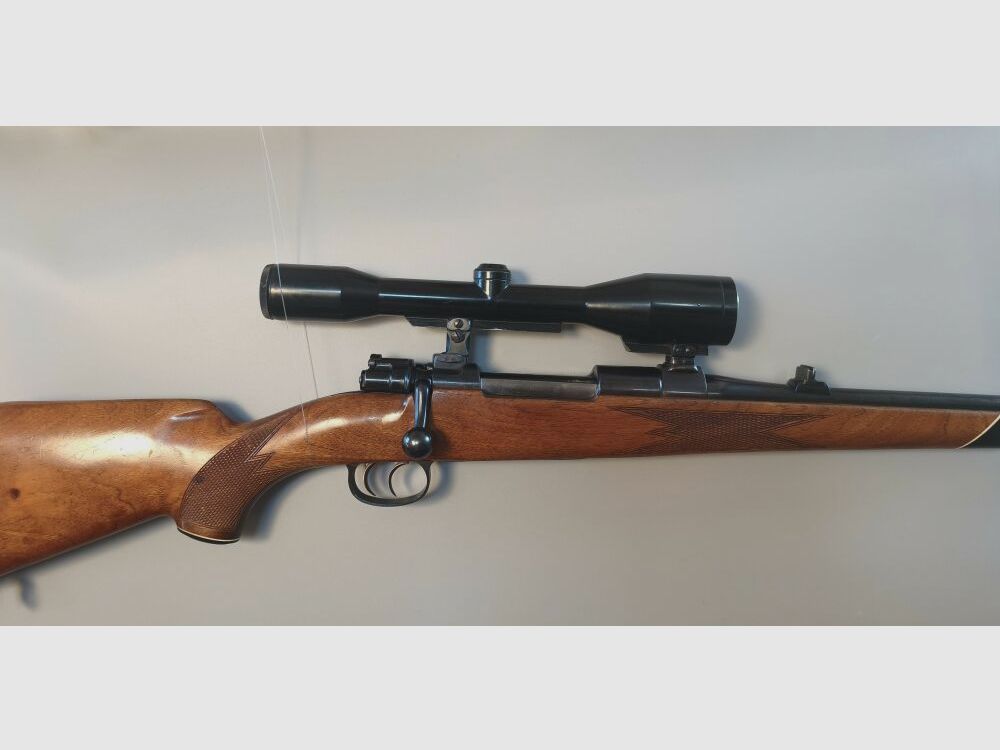 AKAH Merkur 7x64