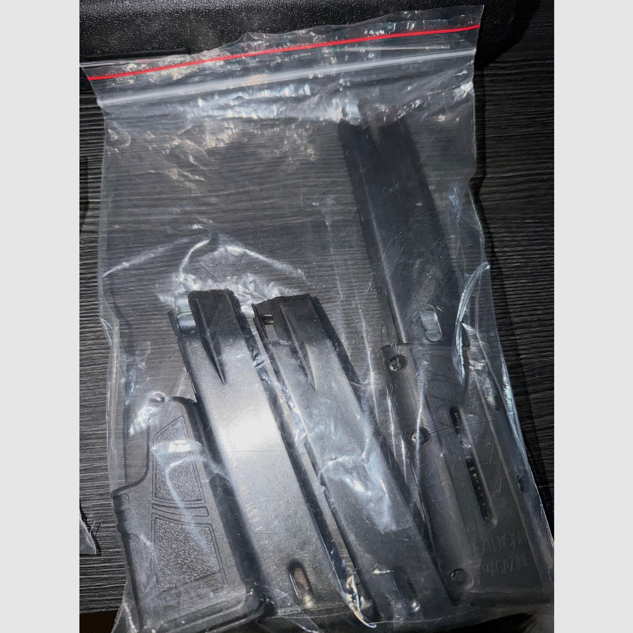 918-P Schreckschusspistole Chrom 9mm inkl. Zubehör