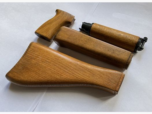 VZ58 set in legno - stock, grip, handguard (vz.58)