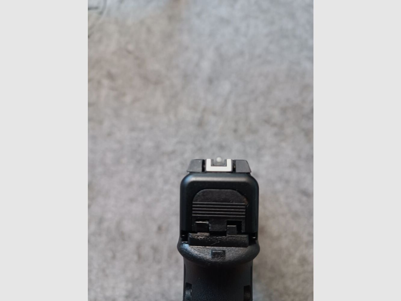 Glock Mod. 26 Gen.5 con impugnatura personalizzata in condizioni pari al nuovo!