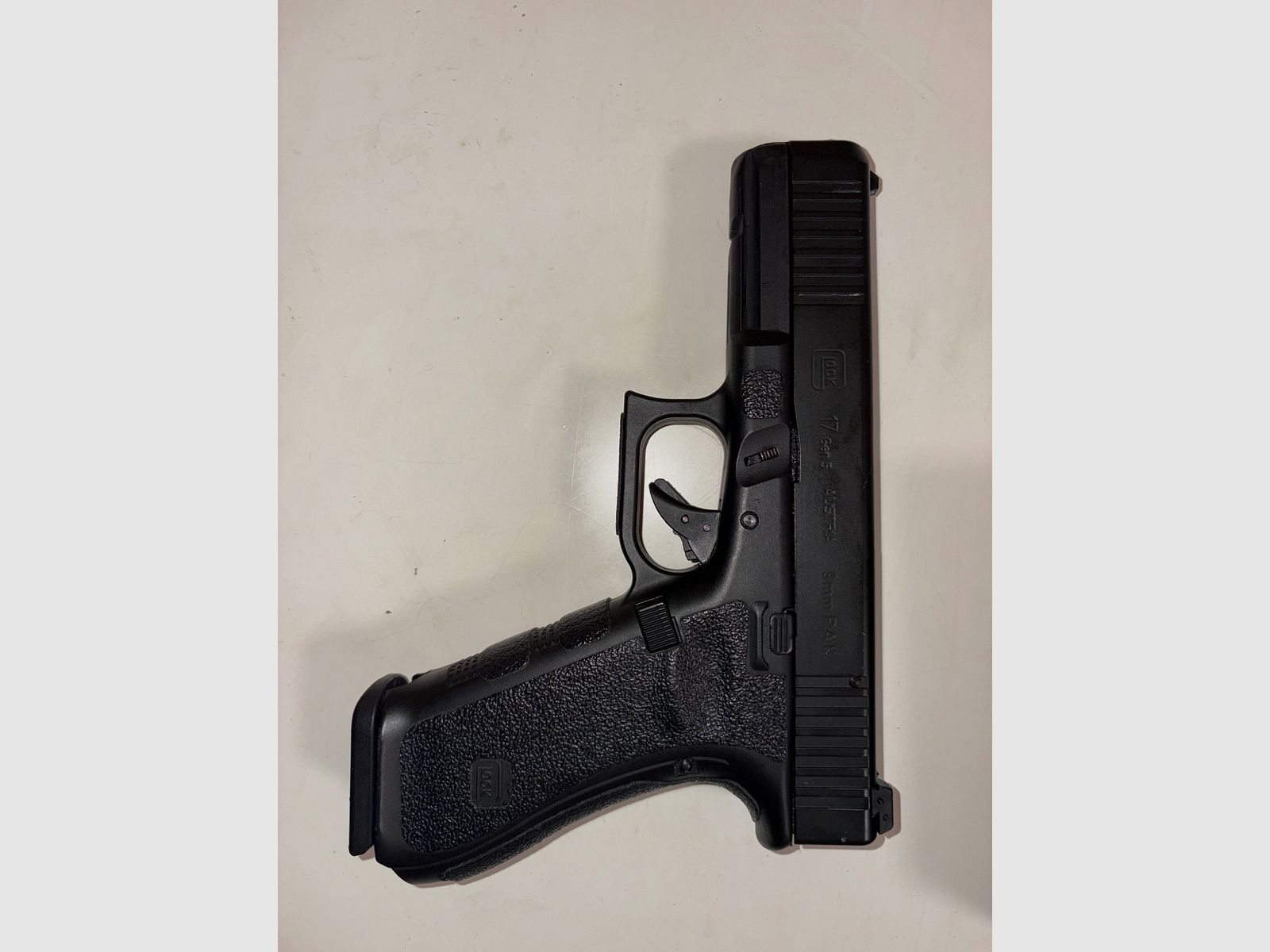 Glock 17 gen 5 9 mm P.A.K Schreckschuss