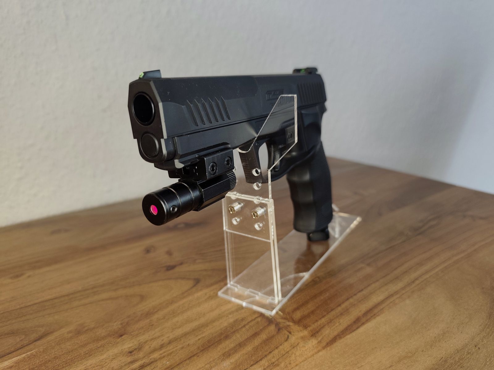 UMAREX TP 50 Gen 2  T4E  + Red Dot + Rubberballs + 10 Gas Kapseln  neuwertig!