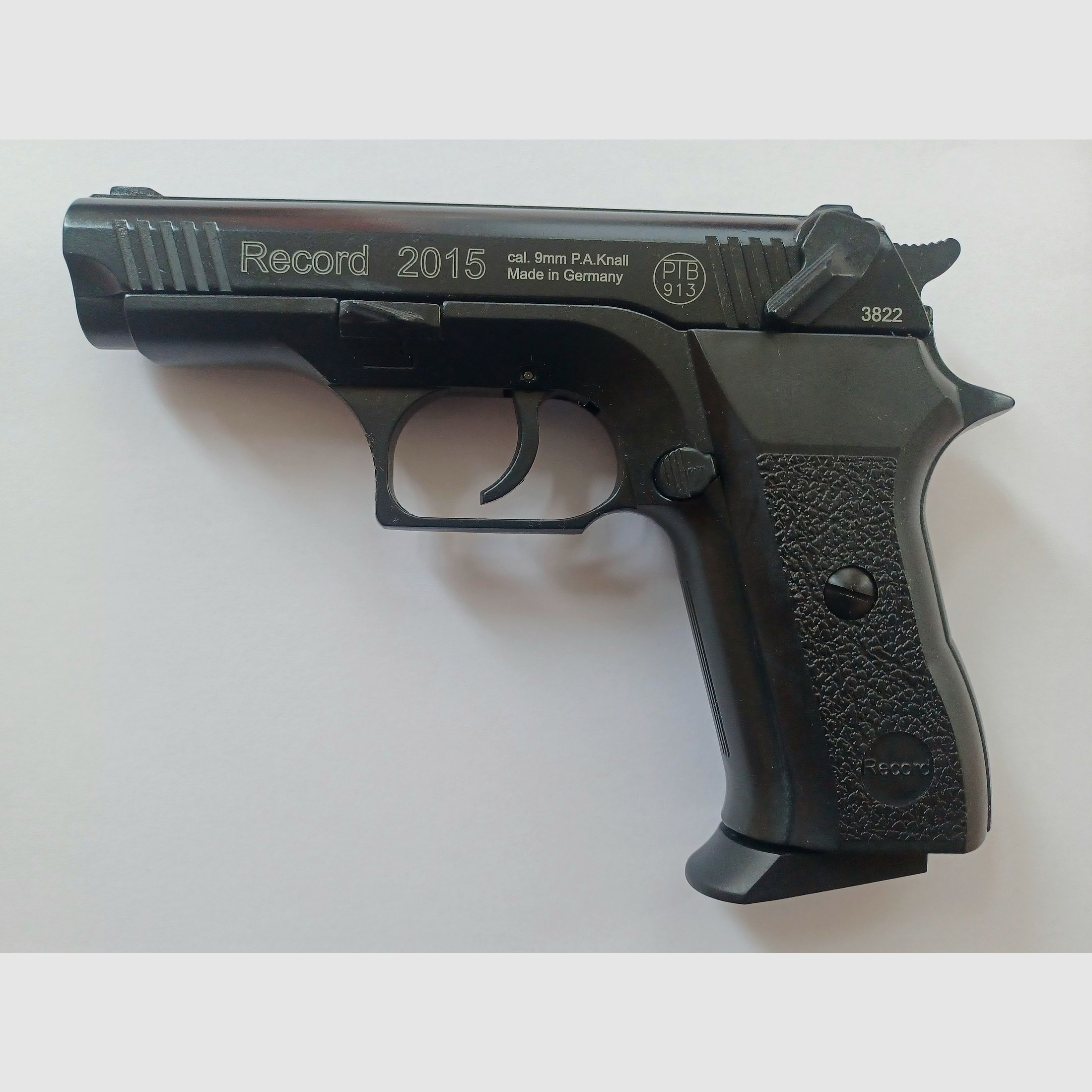 Record 2015 cal. 9mm P.A.K.