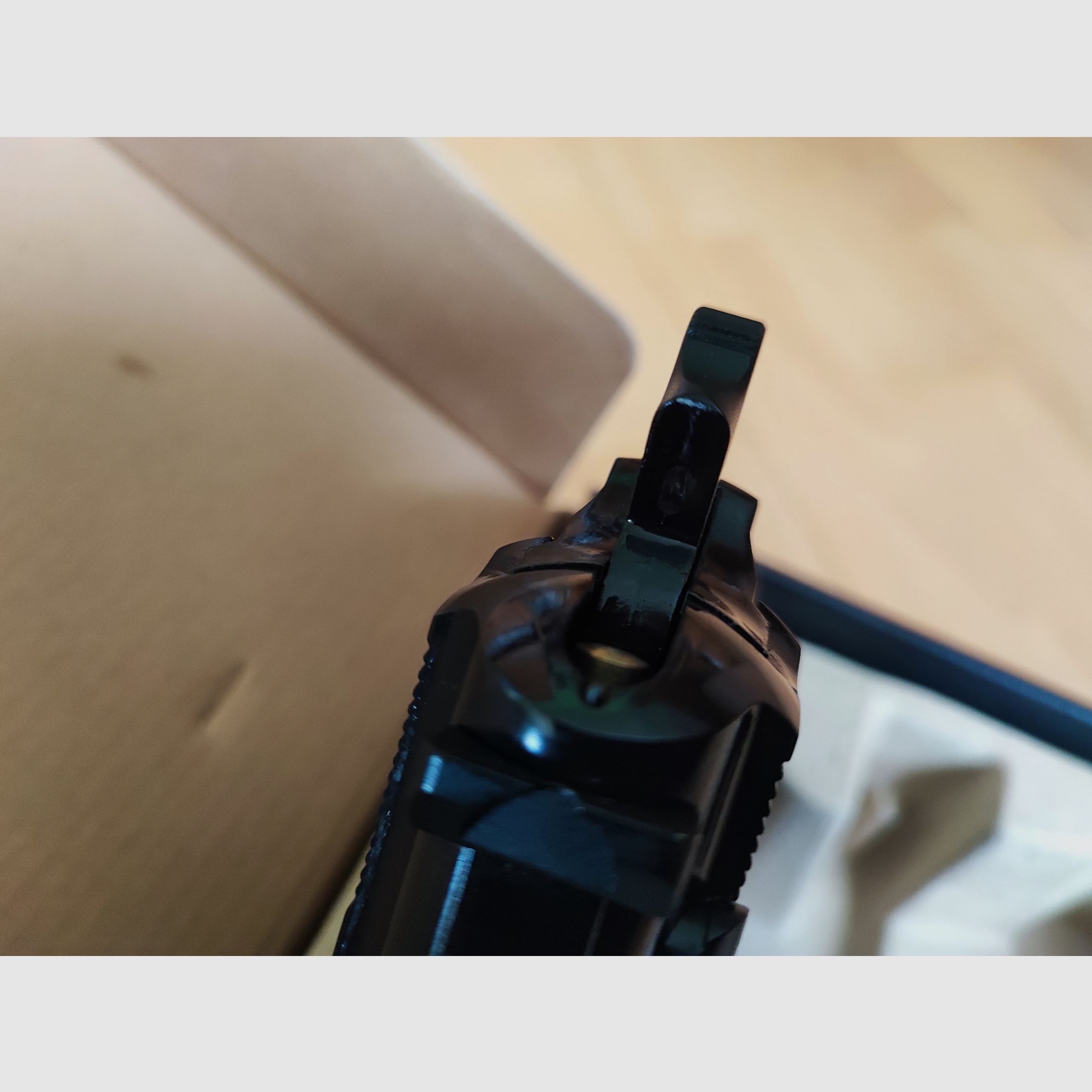 WE Walther P38 WW2 Full Metall GBB Airsoft Gun plus Zubehör