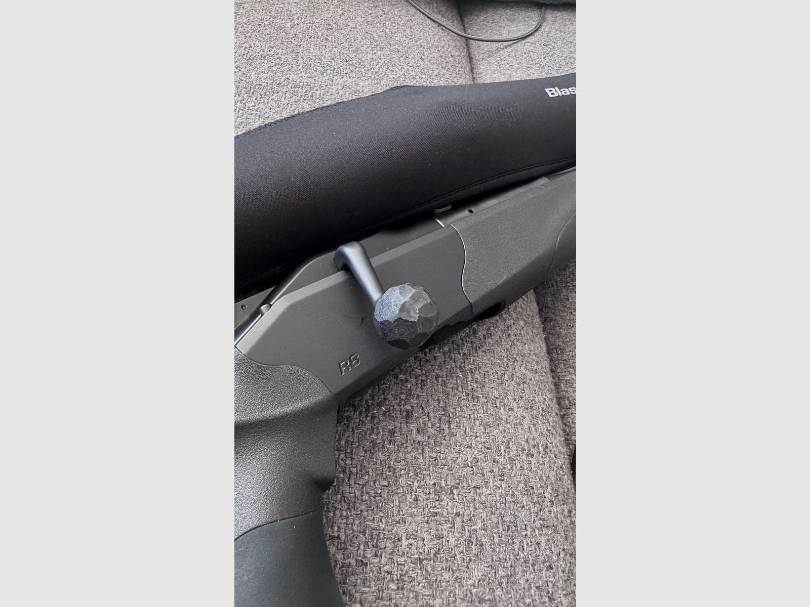 - Chasser - Boule de prise de chambre M6 par exemple Blaser r8