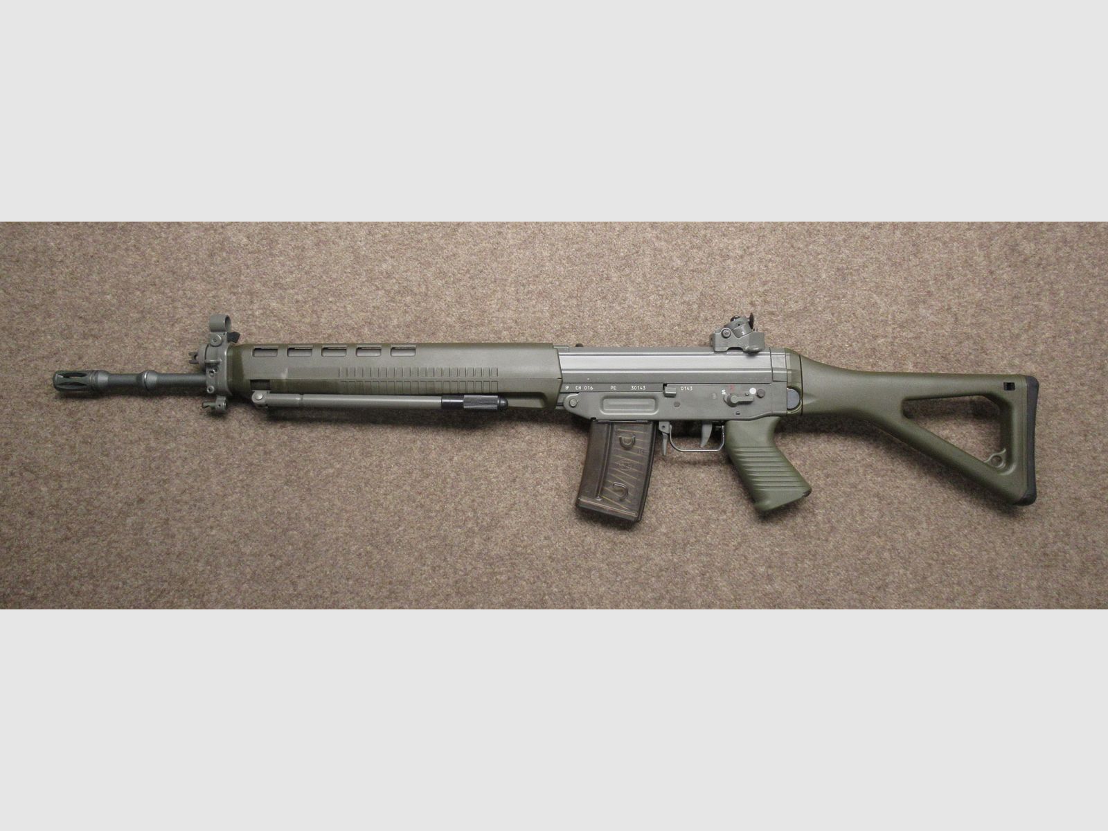 Halbautomatische SIG Mod. PE90 Kal. 5.6mm, Bild 2 von 4