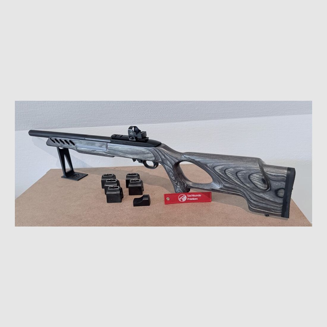 Ruger 10/22 Target Lite – Noblex Red Dot – 5 Chargeurs