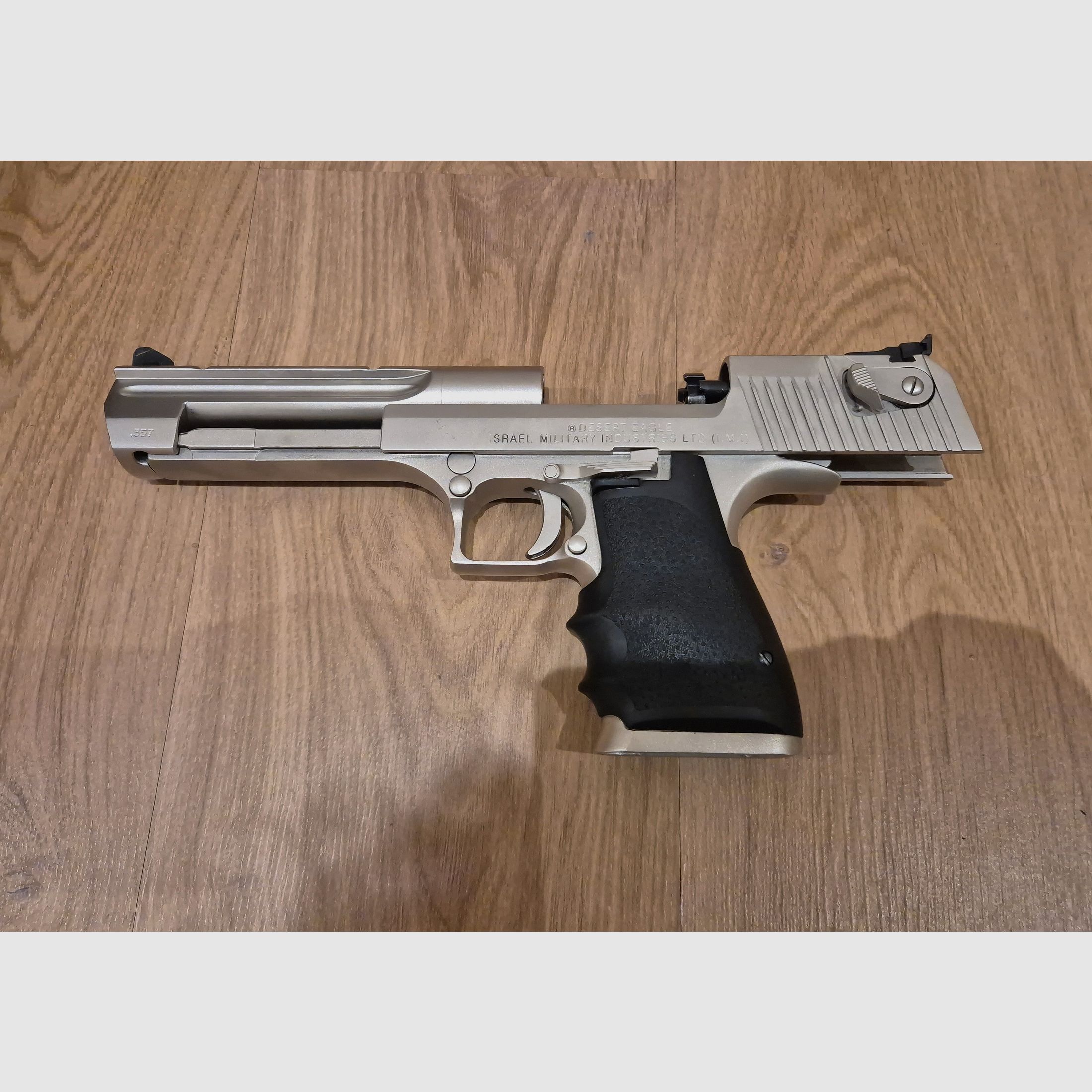 Magnum Research Desert Eagle IMI Israel .357 Mag.