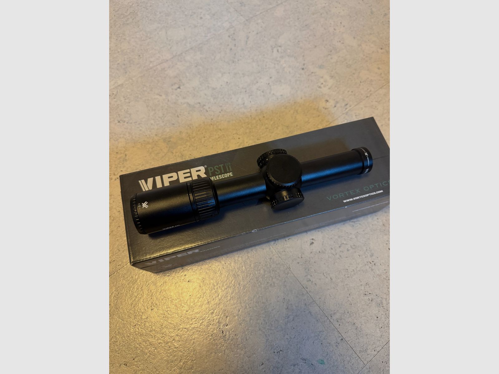Vortex Viper PST Gen II 1-6x24 VMR-2 MRAD