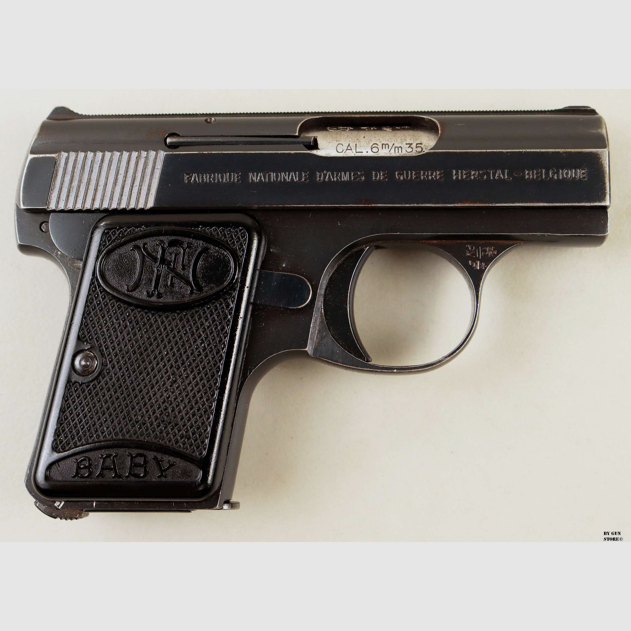 Pistola Fabrique Nationale F.N. mod. Baby cal. 6,35 matr. 243030, immagine 3 di 8
