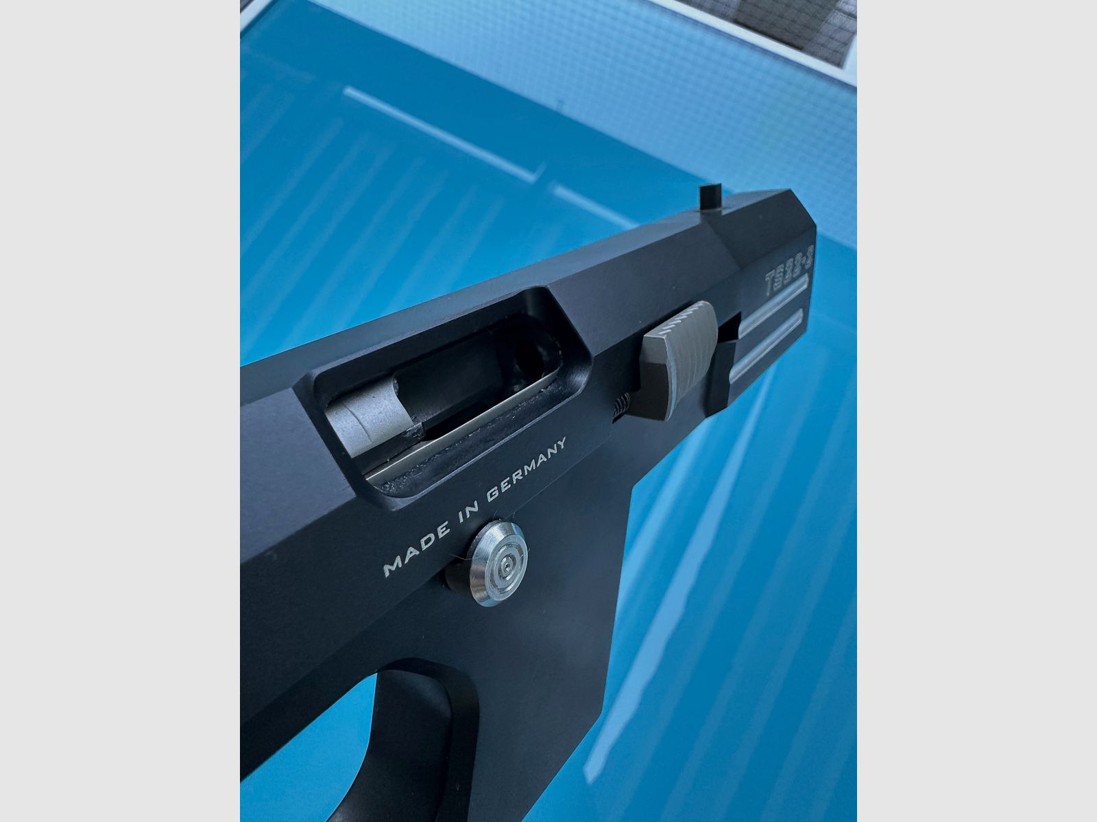 Tesro TS22-2 Kleinkaliber Sportpistole inkl. Zubehör