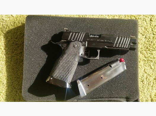 like new - Infinity 2011, barrel length 5", .40 S&W, semi-automatic pistol for IPSC sport