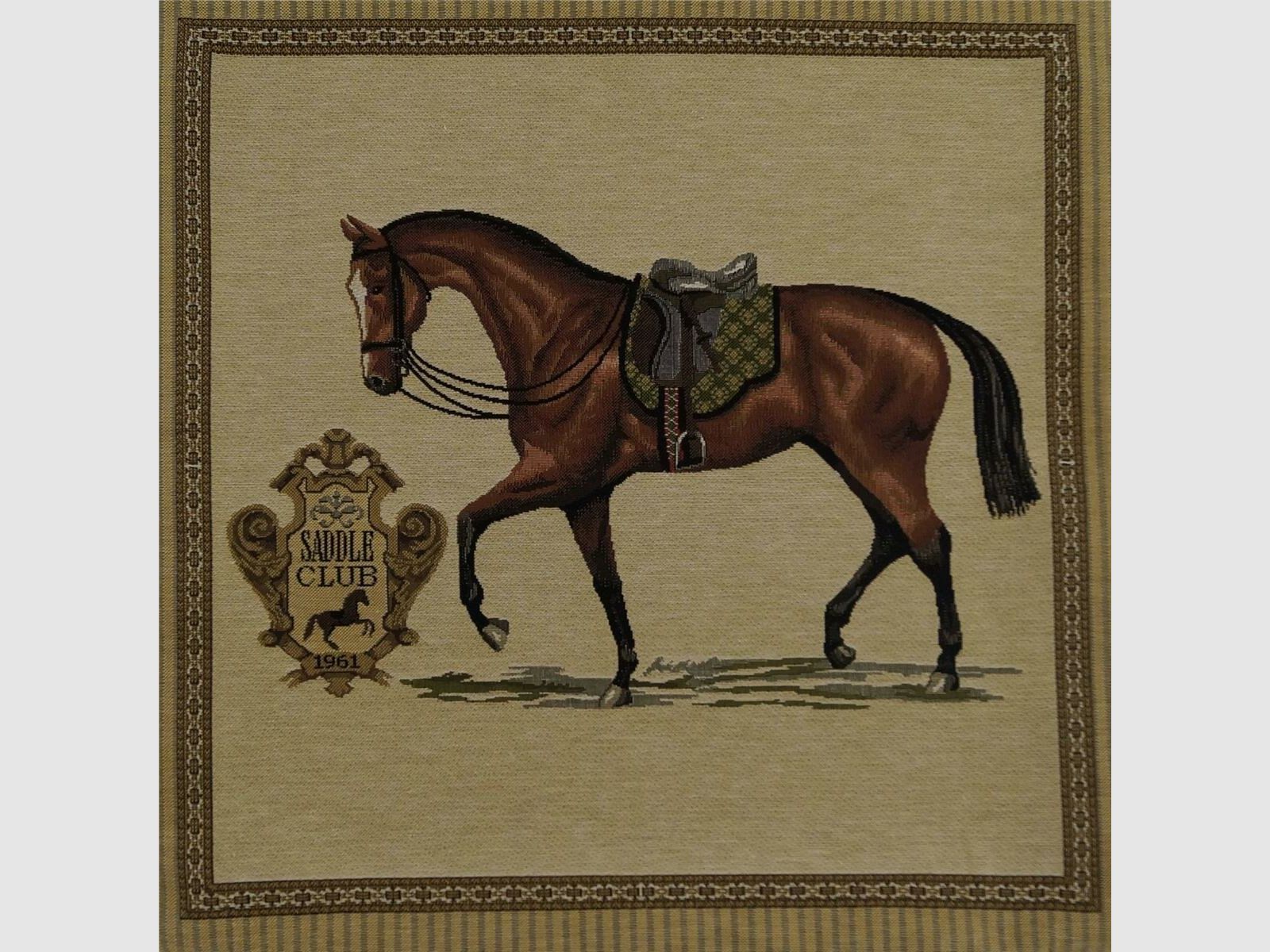 Lovergreen Cushion Design Cushion Horse Saddle Club